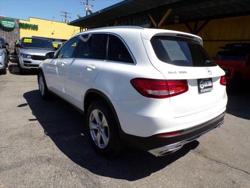 2018 Mercedes-Benz GLC 300 Base