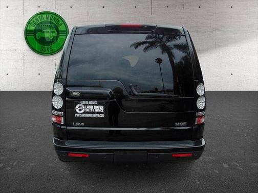 2016 Land Rover LR4 Base