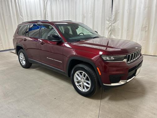 Velvet Red Pearlcoat 2025 Jeep Grand Cherokee L Laredo