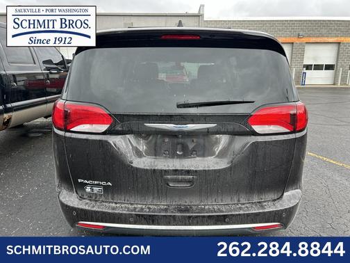 Dark Cordovan Pearlcoat 2017 Chrysler Pacifica Touring-L