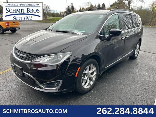 Dark Cordovan Pearlcoat 2017 Chrysler Pacifica Touring-L