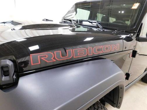 Black Clearcoat 2026 Jeep Wrangler Rubicon