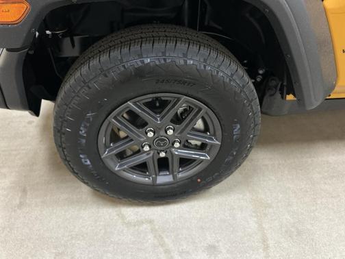 GOLDILOCKS 2026 Jeep Wrangler Sport