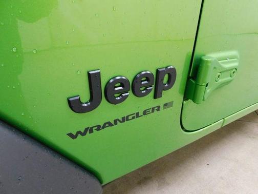 Mojito! Clearcoat 2026 Jeep Wrangler Sport