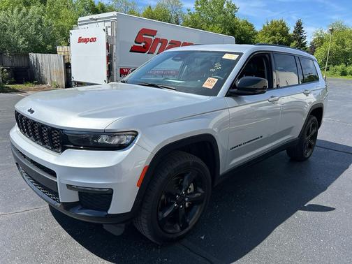 Silver Zynith 2023 Jeep Grand Cherokee L Limited