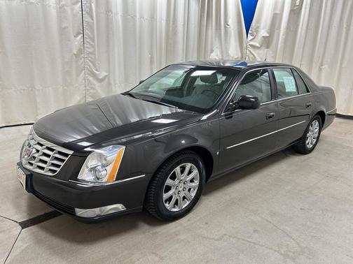 Double Espresso 2008 Cadillac DTS W/1SC