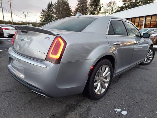 2016 Chrysler 300 Limited