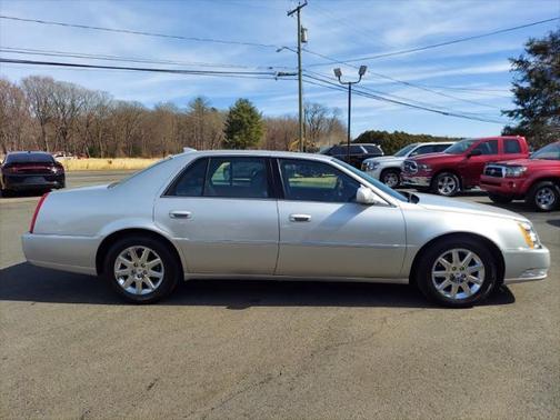 2011 Cadillac DTS Premium Collection