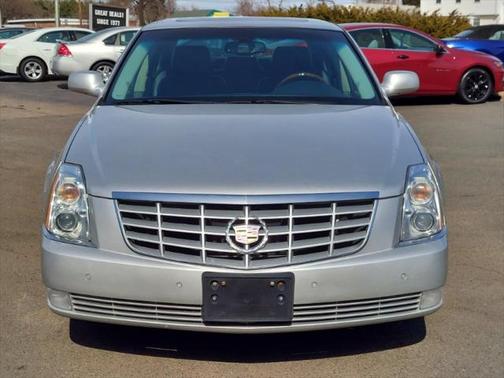 2011 Cadillac DTS Premium Collection