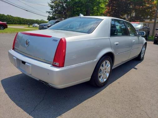 2011 Cadillac DTS Premium Collection