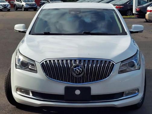 Summit White 2016 Buick LaCrosse Sport Touring