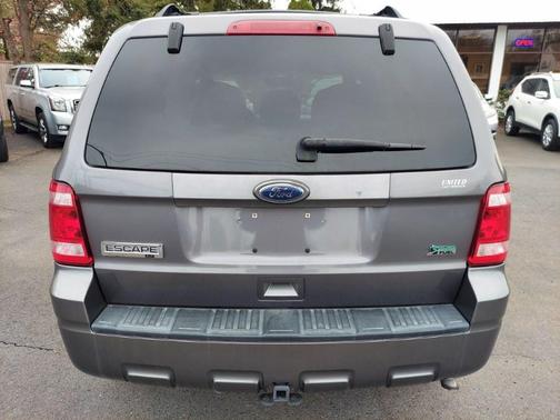 Sterling Gray Metallic 2010 Ford Escape XLT
