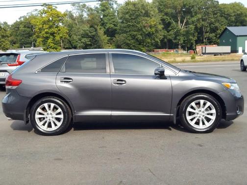 2014 Toyota Venza LE