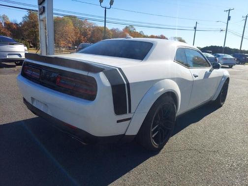 2016 Dodge Challenger R/T Scat Pack