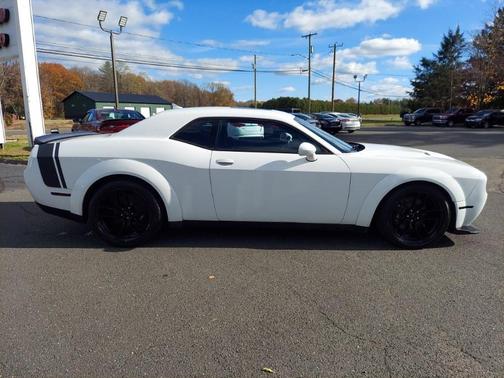 2016 Dodge Challenger R/T Scat Pack
