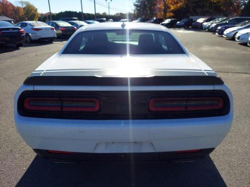 2016 Dodge Challenger R/T Scat Pack