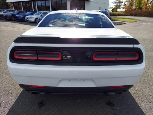 2016 Dodge Challenger R/T Scat Pack