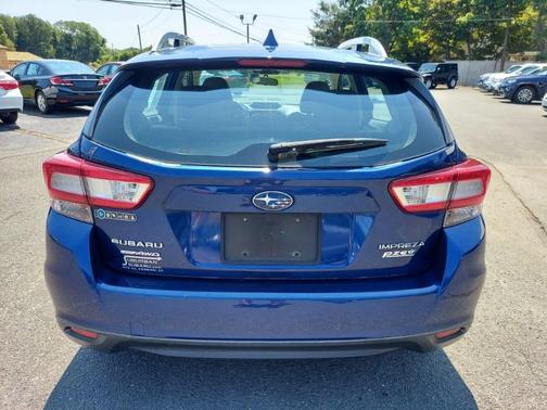 2017 Subaru Impreza 2.0i Premium