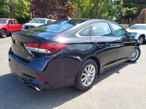 Phantom Black 2018 Hyundai SONATA SE