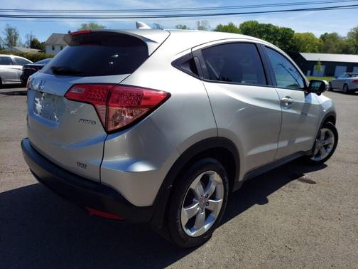 Alabaster Silver Metallic 2016 Honda HR-V EX