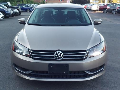 2015 Volkswagen Passat 1.8T S