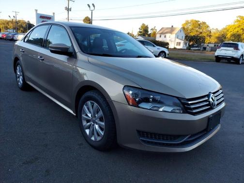 2015 Volkswagen Passat 1.8T S