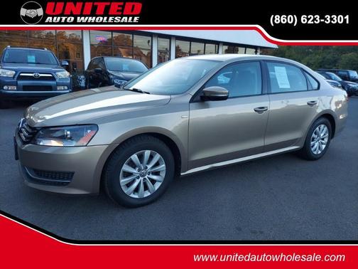 2015 Volkswagen Passat 1.8T S