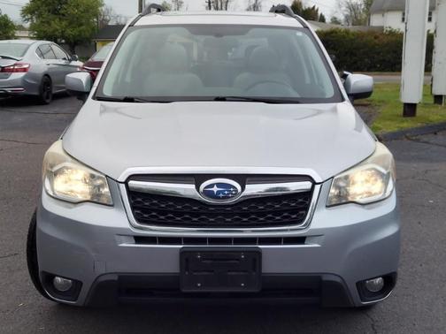 Ice Silver Metallic 2014 Subaru Forester 2.5i Limited