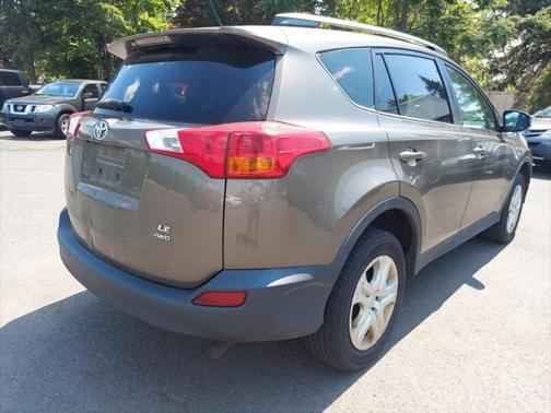 2014 Toyota RAV4 LE