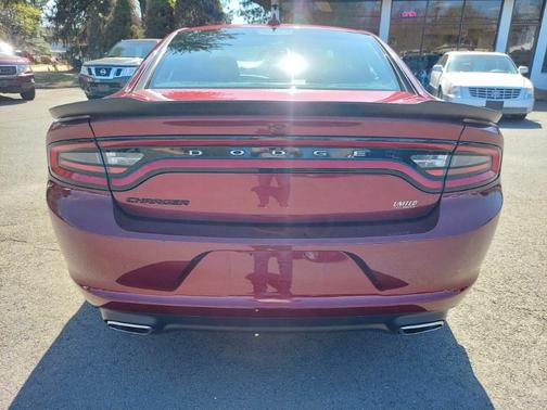 2017 Dodge Charger SXT