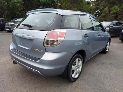 2007 Toyota Matrix Base