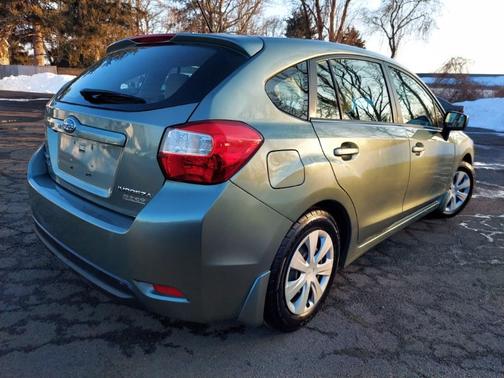 2016 Subaru Impreza 2.0i