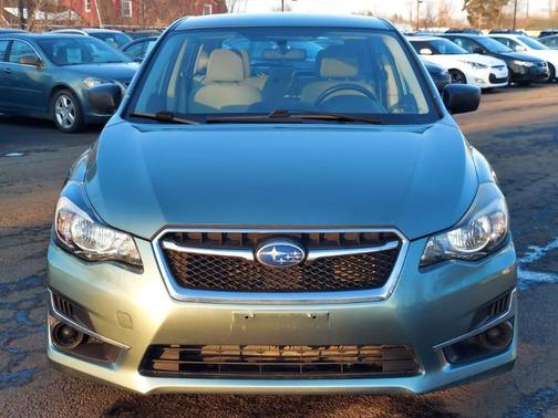 2016 Subaru Impreza 2.0i