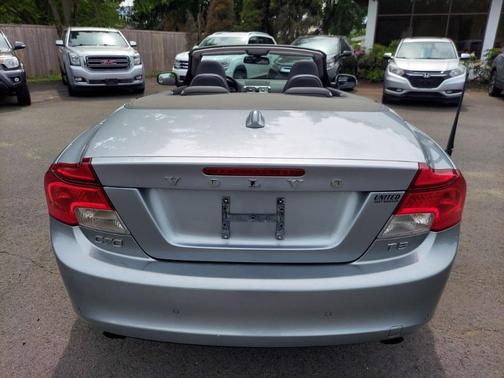 Electric Silver Metallic 2012 Volvo C70 T5