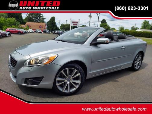 Electric Silver Metallic 2012 Volvo C70 T5