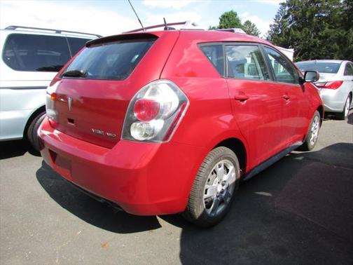 2009 Pontiac Vibe Base