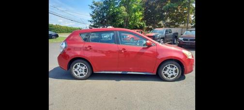 2009 Pontiac Vibe Base