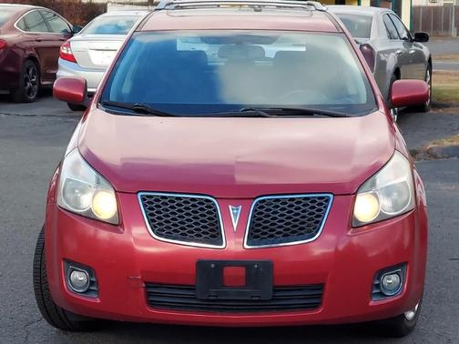 2009 Pontiac Vibe Base
