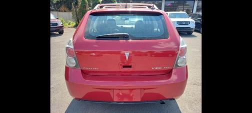 2009 Pontiac Vibe Base
