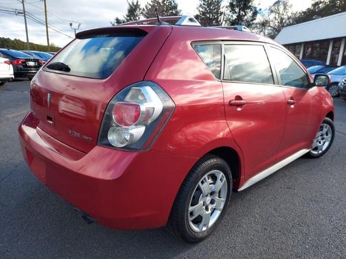 2009 Pontiac Vibe Base
