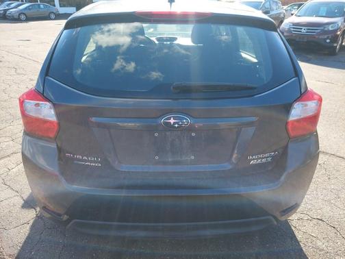 2012 Subaru Impreza 2.0i