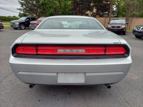 2010 Dodge Challenger SE