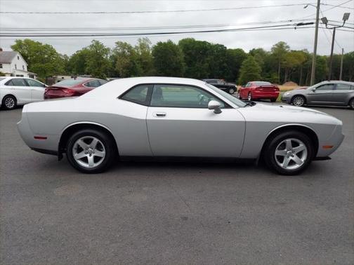 2010 Dodge Challenger SE