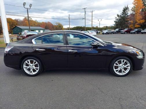 2012 Nissan Maxima SV
