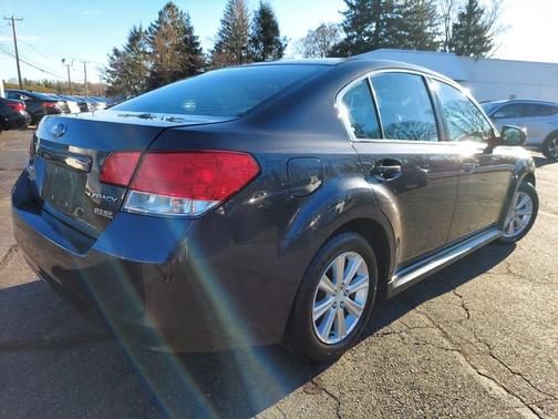 2011 Subaru Legacy Premium