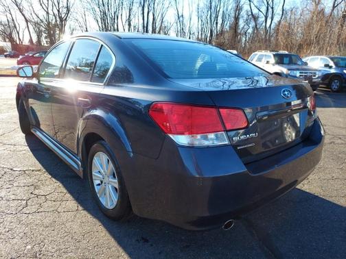 2011 Subaru Legacy Premium