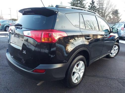 2013 Toyota RAV4 LE