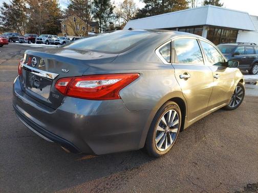 2017 Nissan Altima 2.5 SV