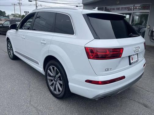 2019 Audi Q7 55 Premium Plus