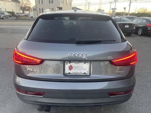 2017 Audi Q3 2.0T Premium Plus